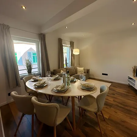 Charmante Mit Grosser Dachterrasse & Wintergarten Gau-Algesheim